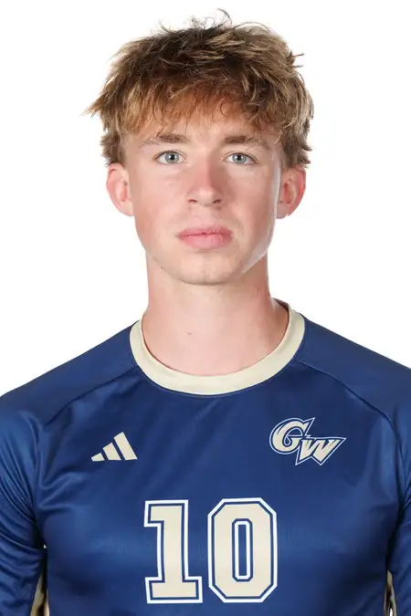 Finn Roberts, Soccer, George Washington University
