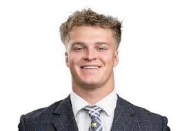 Bryce Wilcox, Football, undefined