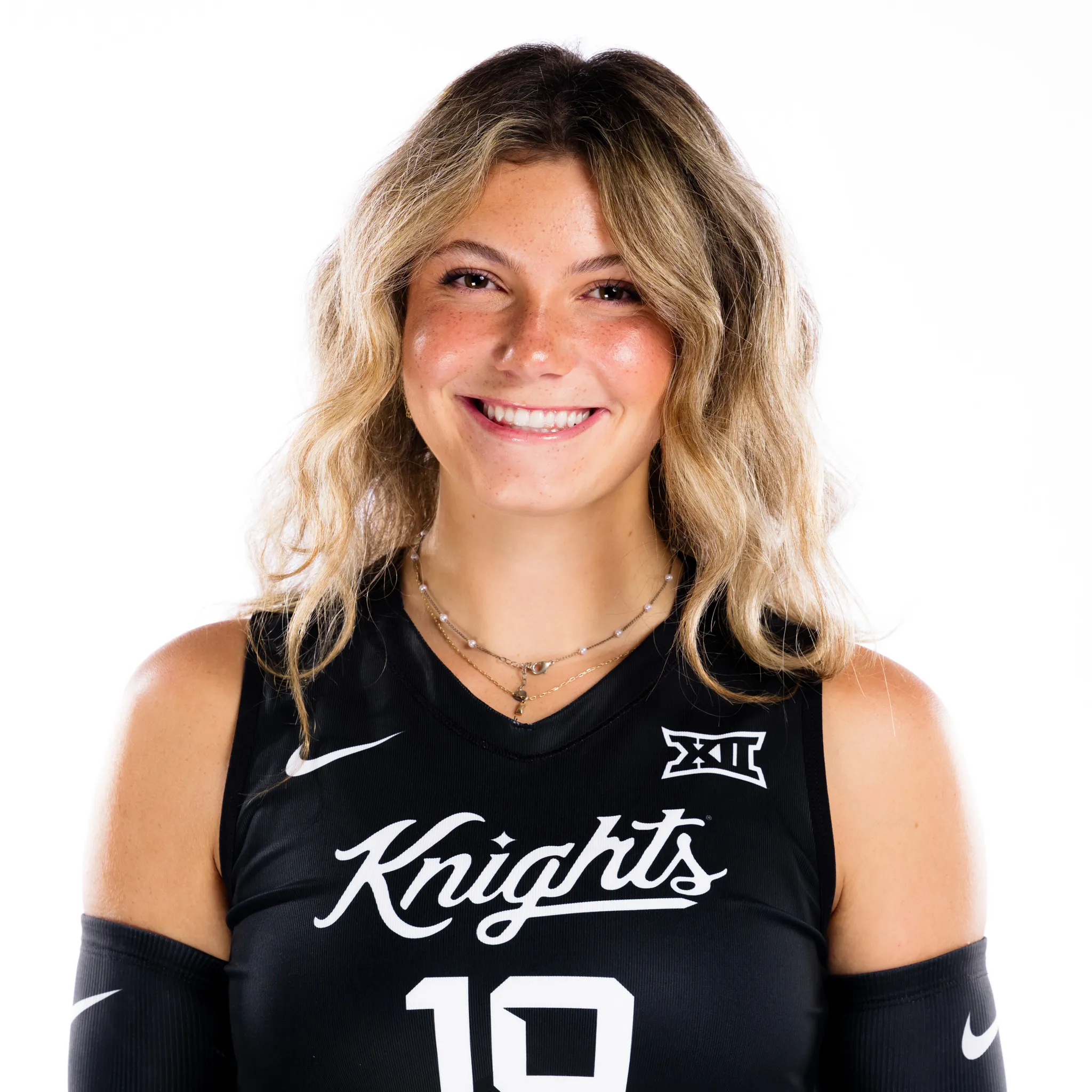 Chloe Albiez, Volleyball, undefined