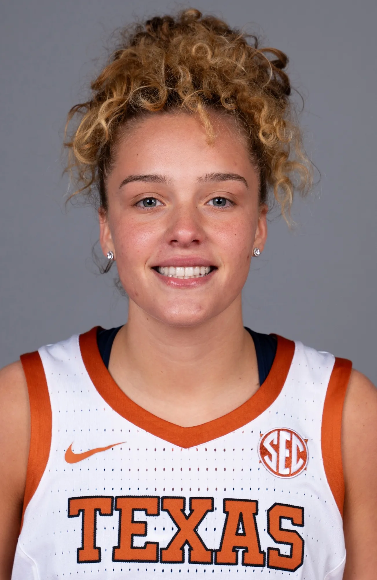 Amalia Holguin, Basketball, undefined