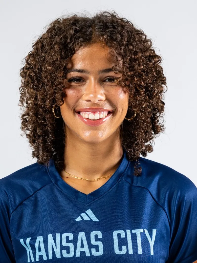 Mia Ozanne, Soccer, Kansas City University