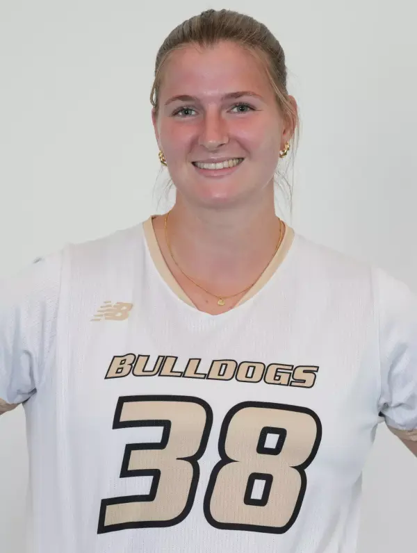 Julia Girard, Lacrosse, Bryant University