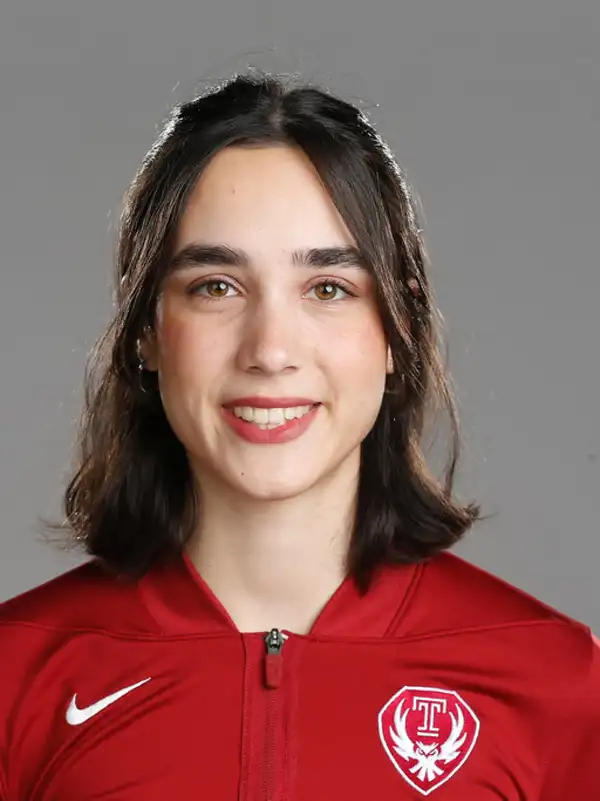 Jara Del Cura, Fencing, Temple University