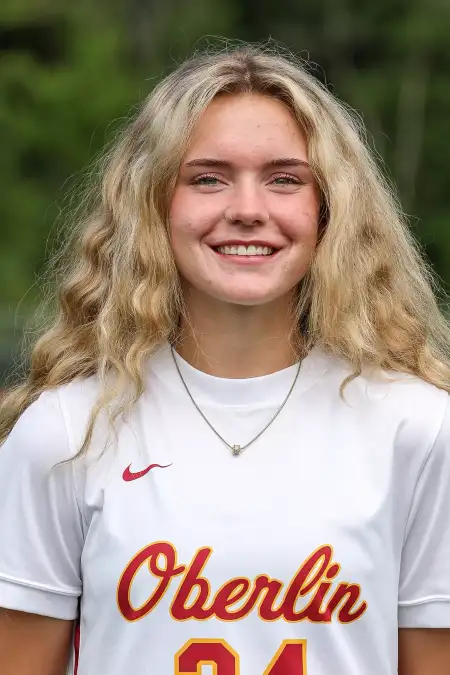 Emma Molde, Soccer, Oberlin College