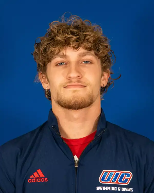 Lukas Avitia, Swimming & Diving, University of Illinois Chicago