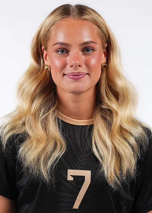 Tyra Eriksen, Soccer, undefined