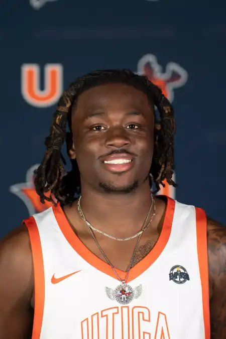 Isaiah Smith, Basketball, Utica University