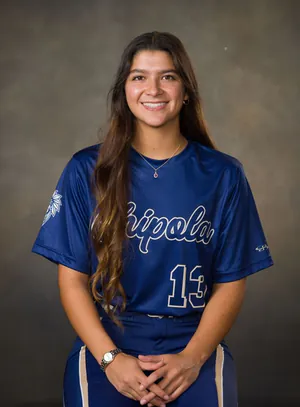 Julia Dominguez, Softball, undefined