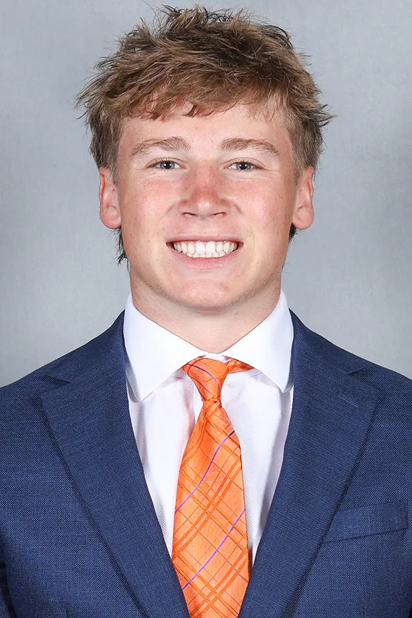Brayden Reilly, Football, undefined