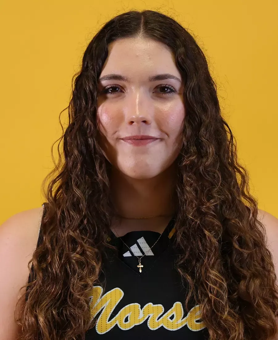 Dzenifera Rieksta, Basketball, undefined