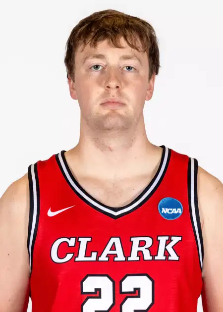 Kyle Squires, Basketball, Clark University