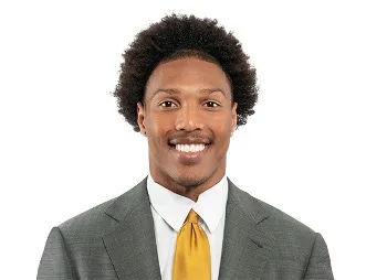 Tyson Russell, Football, undefined