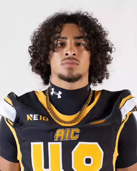 Makiye Howard, Football, American International College