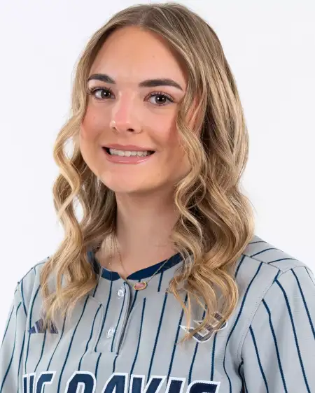 Taylor Sloss, Softball, University of California, Davis