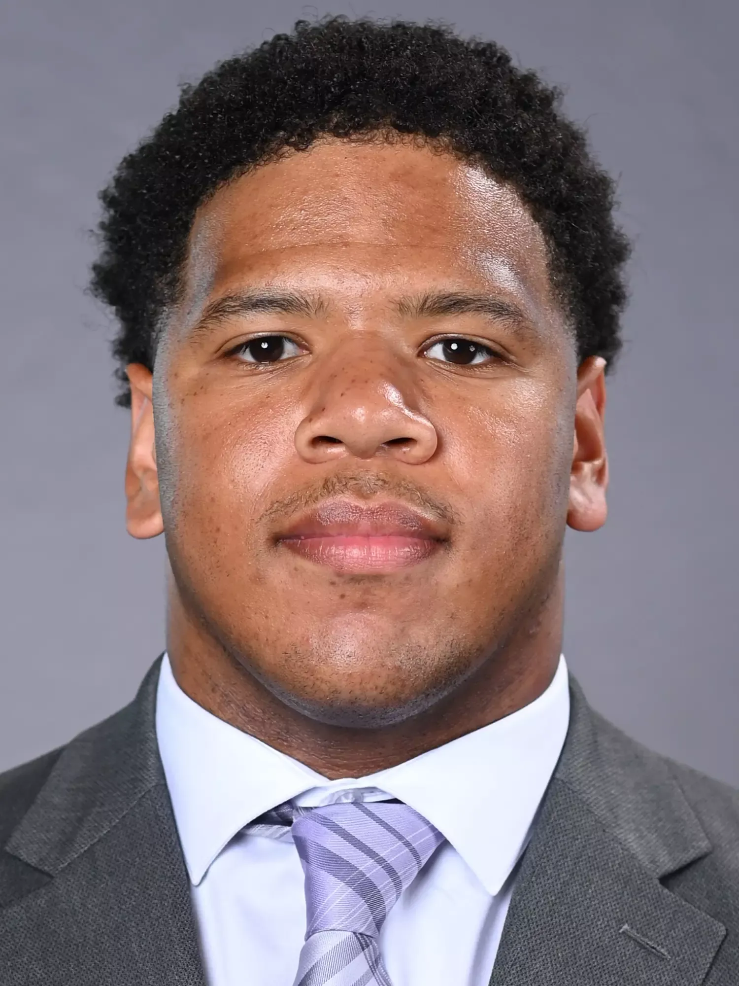 Gabe Flores, Football, undefined