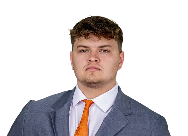 Dillon Robinson, Football, undefined
