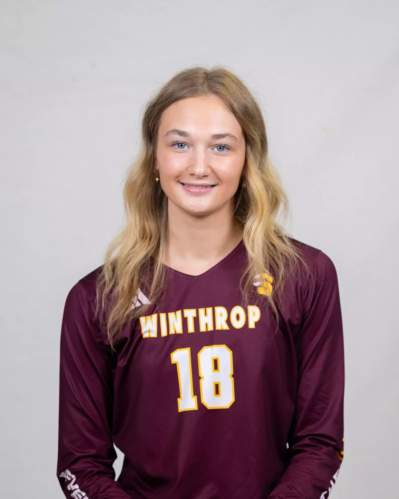 Maggie Czajka, Volleyball, undefined