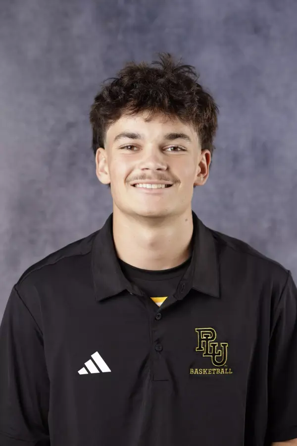 Hunter Frates, Basketball, Pacific Lutheran University