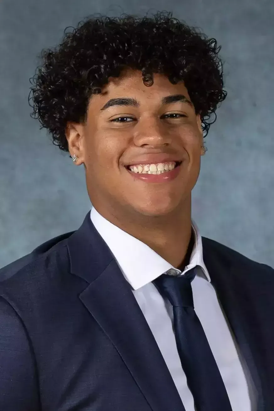 Isaiah Reynoso, Football, undefined