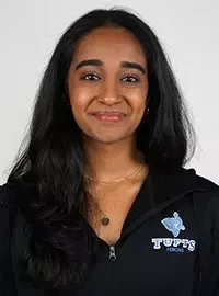 Saanvi Kapoor, Fencing, Tufts University
