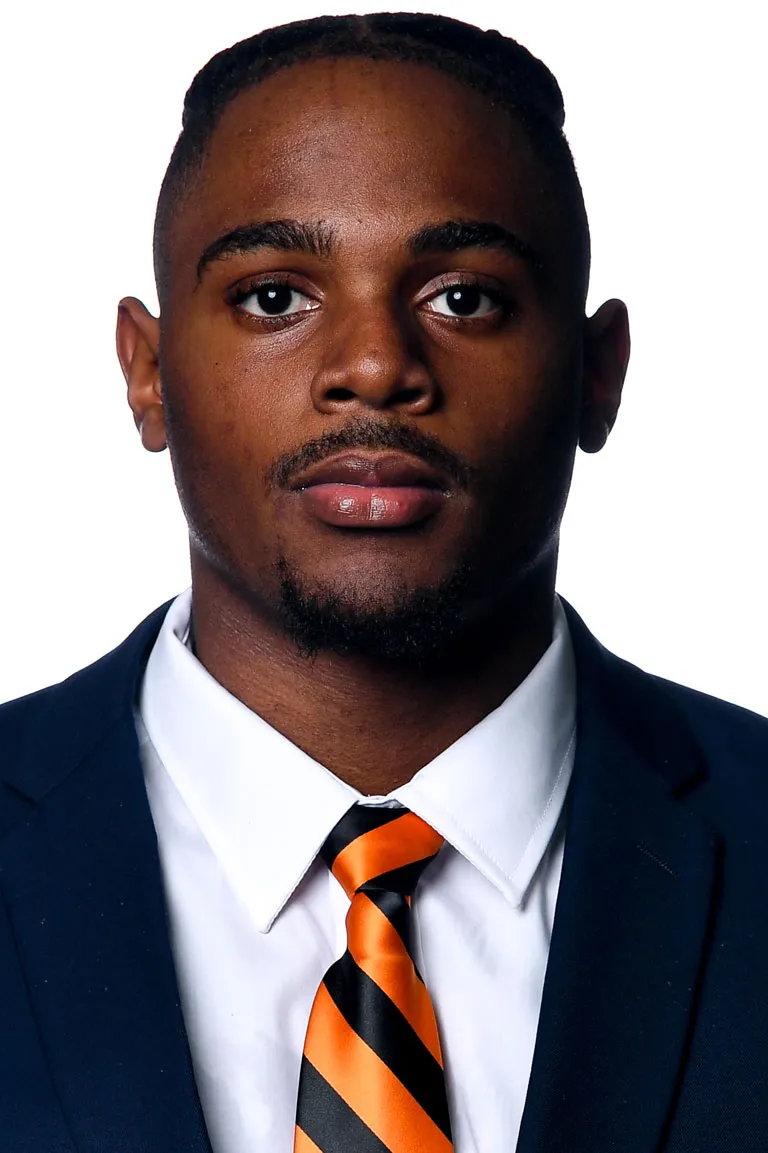 Bakari Edwards, Football, undefined