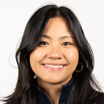 Alina Zhang, Fencing, Yale University