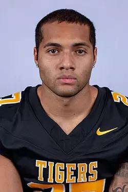 Donovan Guyton, Football, undefined