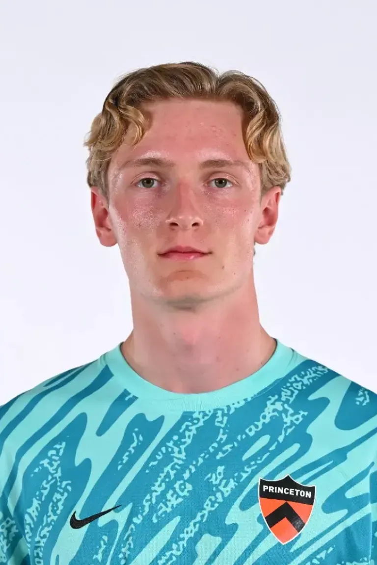Viktor Alestig, Soccer, Princeton University