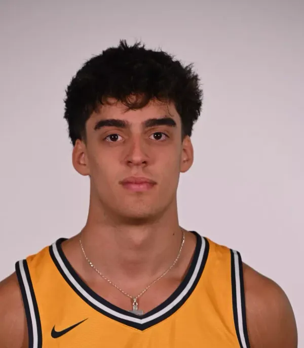 Adrian Fernandez, Basketball, Dominican University