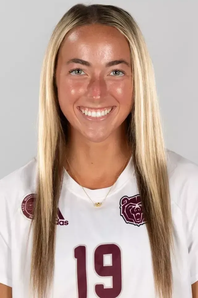 Elena Bartak, Soccer, undefined