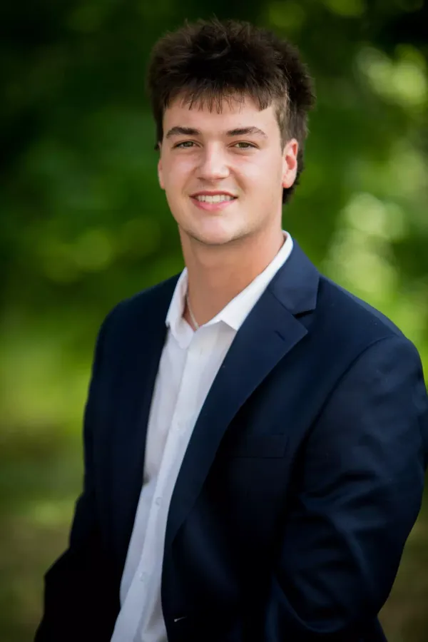 Pat Ciorna, Swimming & Diving, Loyola University Maryland