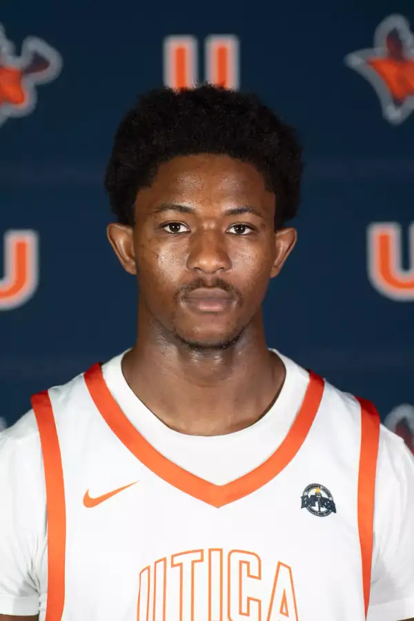Seiray Sinerna, Basketball, Utica University