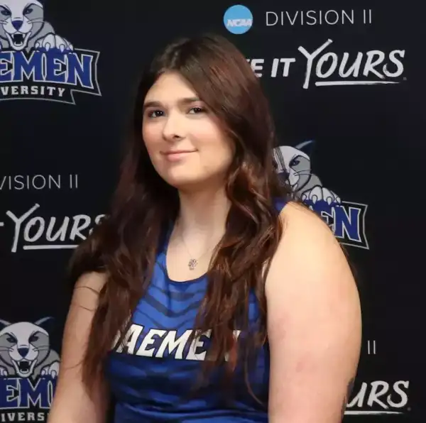 Julia Petry, Track and Field (O), Daemen University