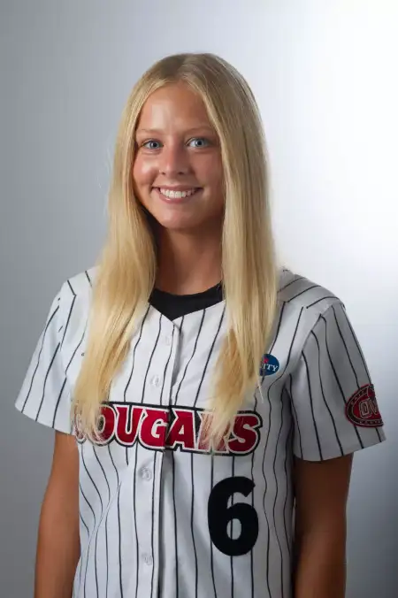 Elle van Breusegen, Softball, Southern Illinois University Edwardsville