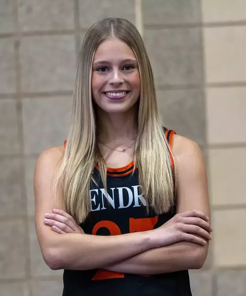 Addie Layes, Basketball, Hendrix College