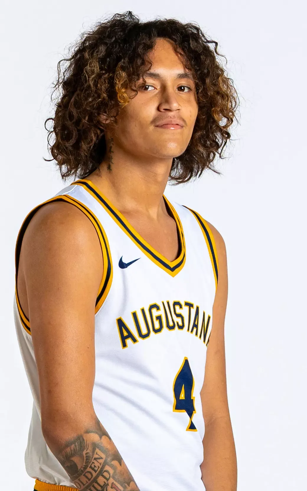 CJ Armstrong, Basketball, Augustana College