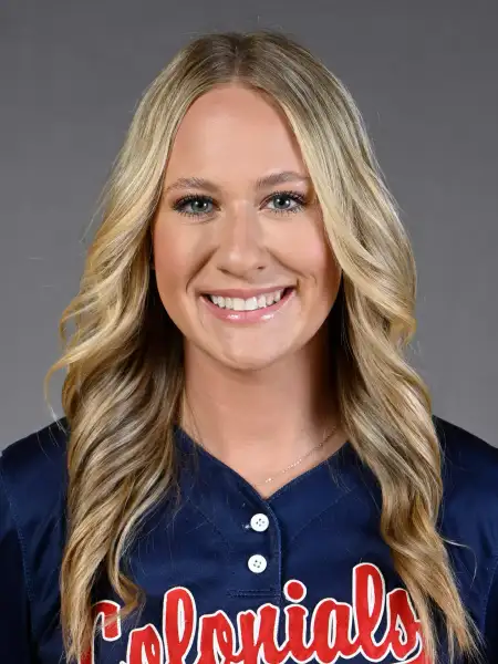 Courtney Poulich, Softball, Robert Morris University