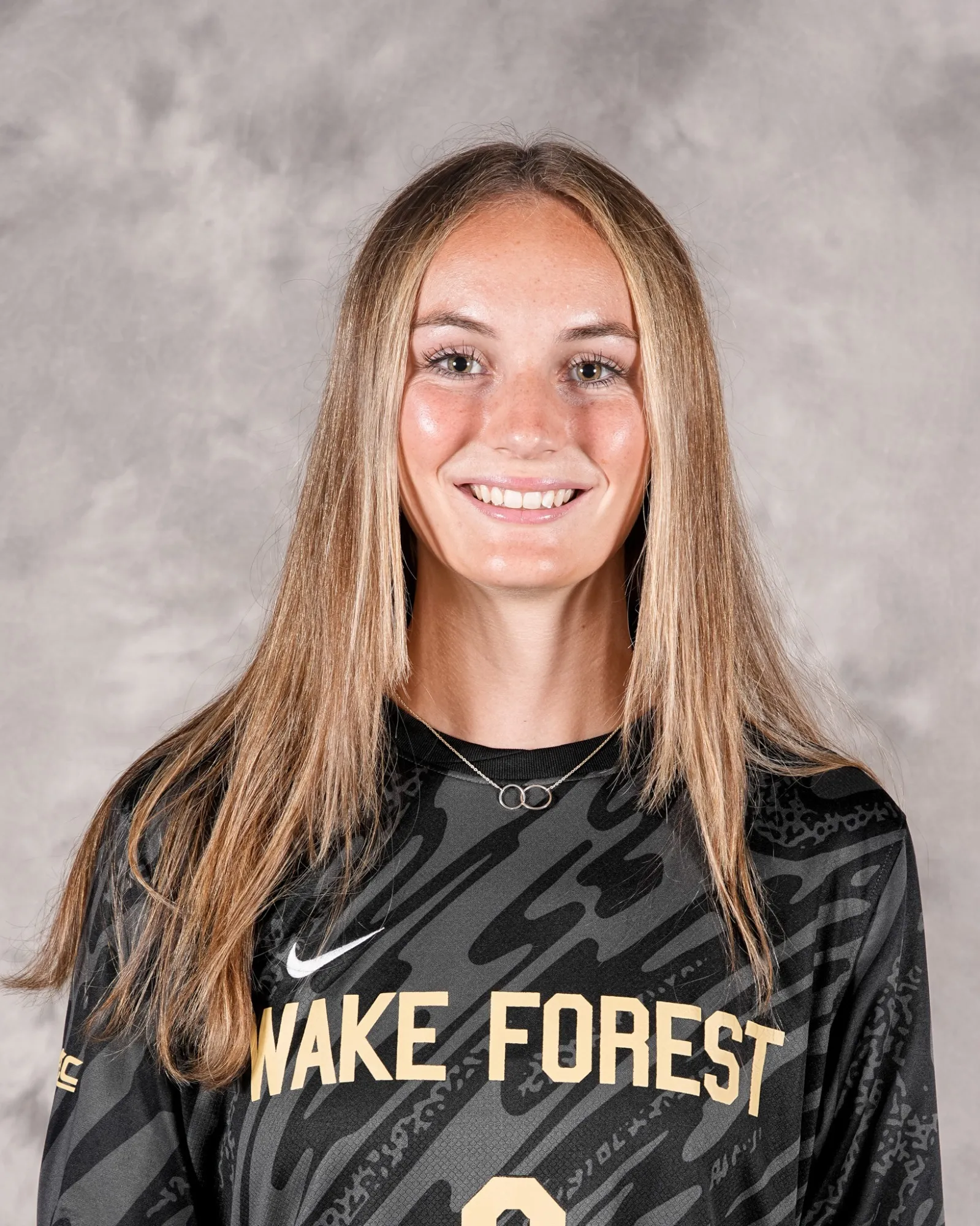 Lizzie Thornton, Soccer, undefined