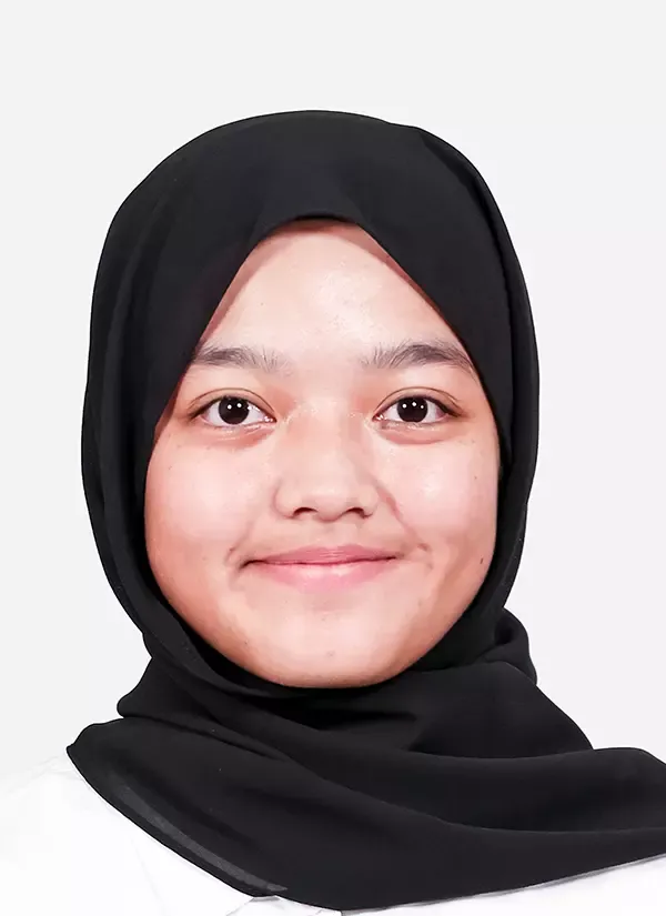 Dalia Izham, Golf, La Salle University