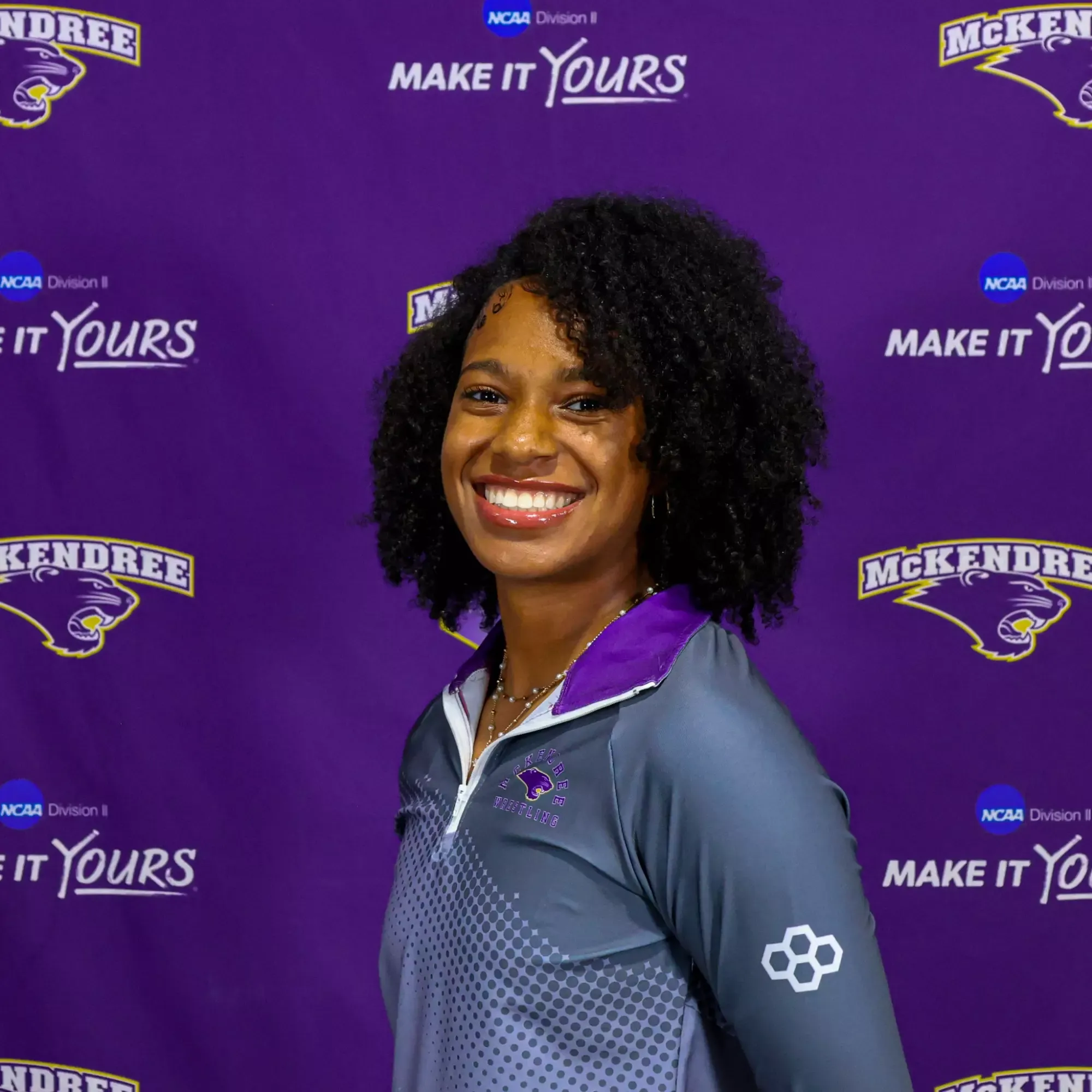 Kiona Conner, Wrestling, undefined
