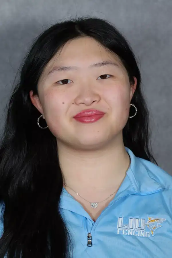 Madeline Yeh, Fencing, Long Island University