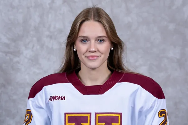 Tereza Plosova, Hockey, University of Minnesota