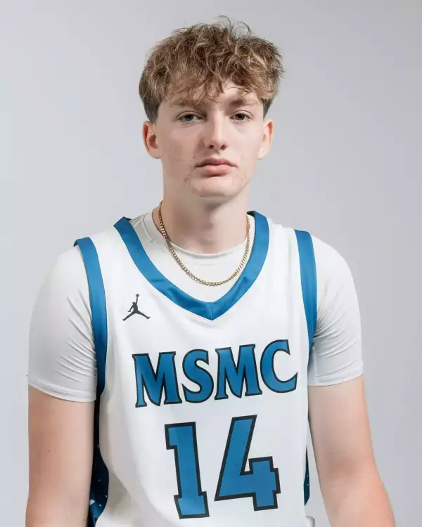 Alex Stucke, Basketball, Mount Saint Mary College