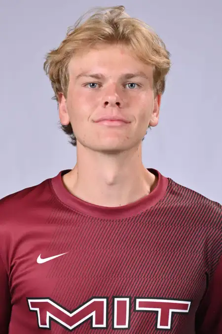 Raphael Eccher, Soccer, Massachusetts Institute of Technology