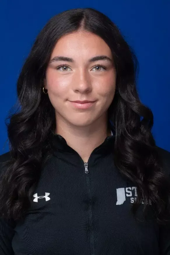 Mackenzie Mills, Soccer, undefined
