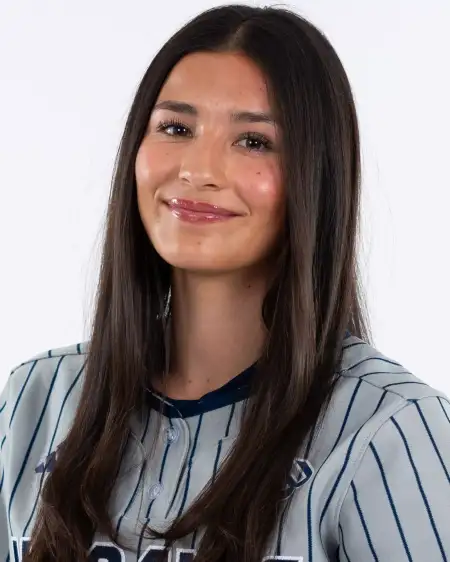 Claire Shelton, Softball, University of California, Davis