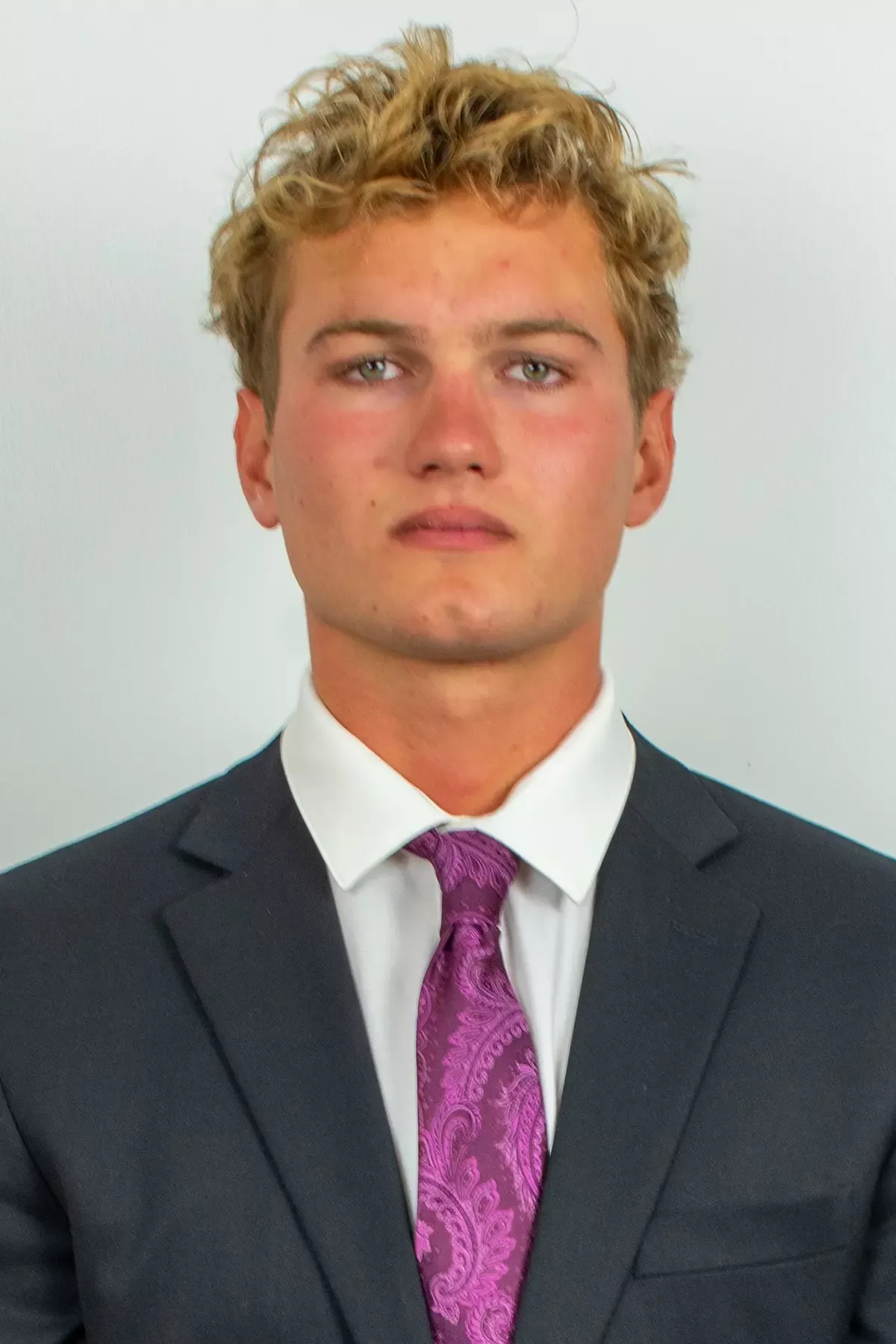Tomek Oakes, Swimming & Diving, Iona University