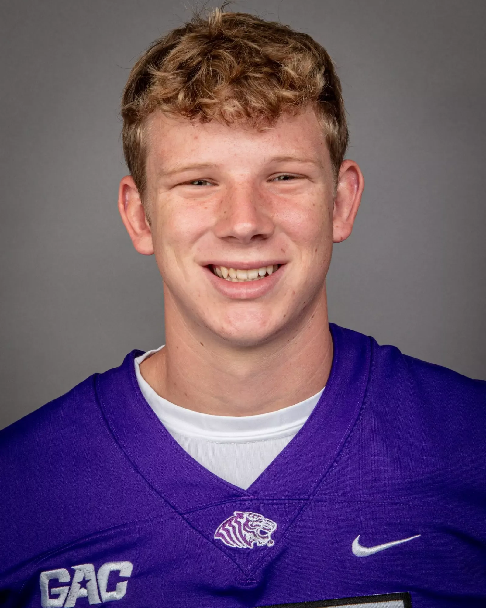 Luke Jones, Football, undefined