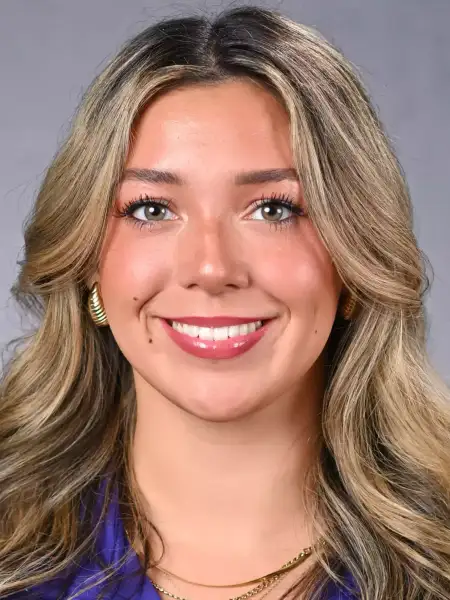 Ella Malloy, Hockey, College of the Holy Cross