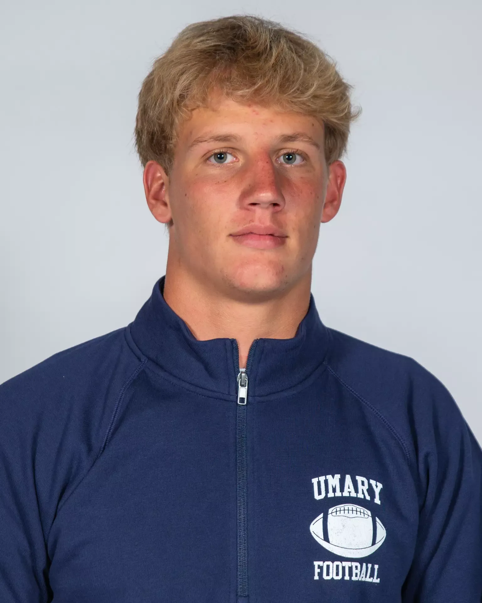 Charles Richter, Football, undefined